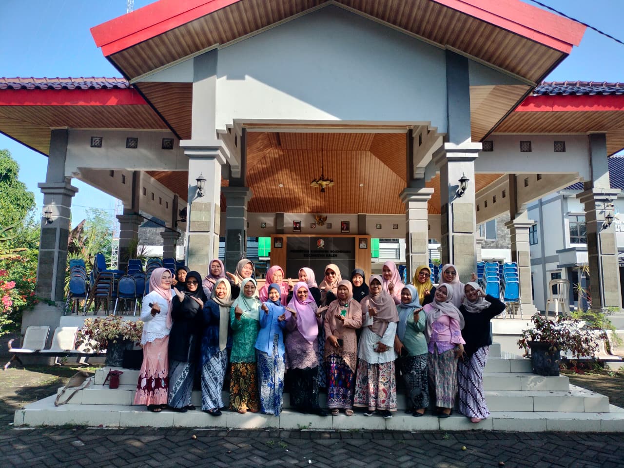Perempuan Berdaya & Berkarya Digaungkan Dalam Moment Hari Ibu di Kecamatan Balen Tahun 2025