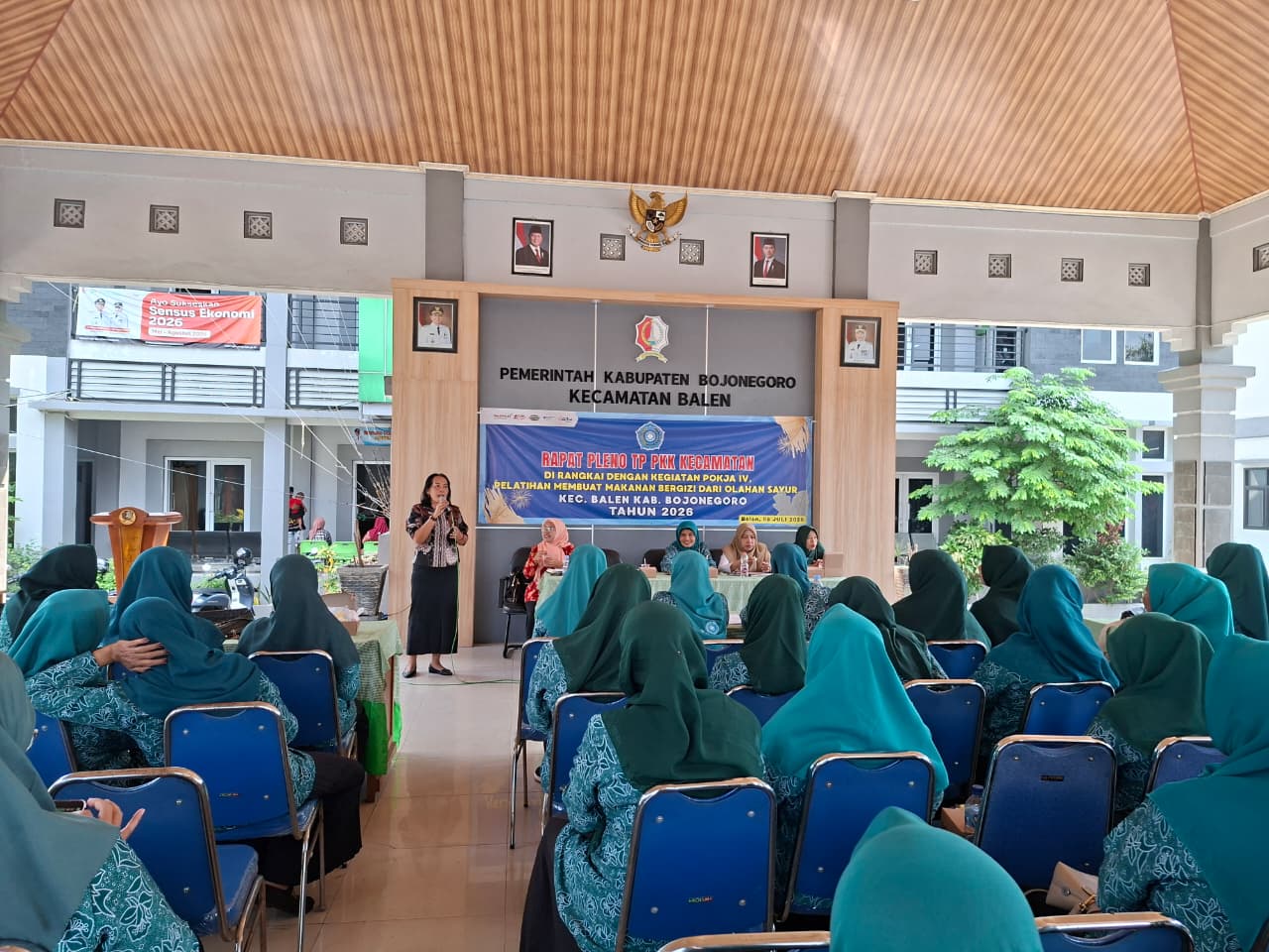 Bawa Nuansa Beda PKK Balen Gelar Pleno Sekaligus Pelatihan Atraktif