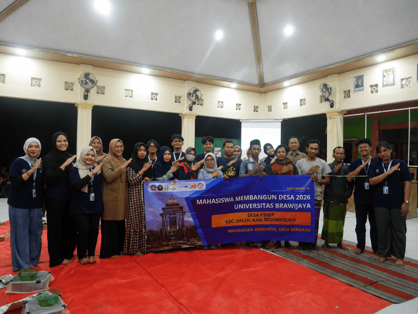 KENEP BIOFEED: MMD UB KENALKAN MAGGOT BSF SEBAGAI ALTERNATIF PAKAN TAMBAHAN BAGI PETERNAK GAYATRI