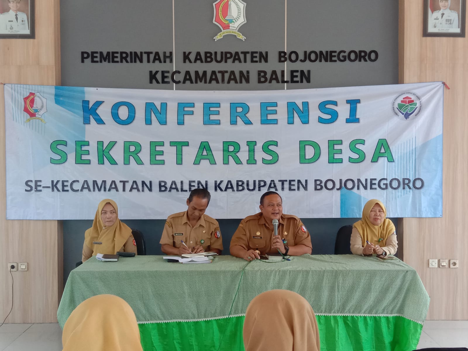 Tingkat Koordinasi Melalui Konferensi Sekdes se-Kecamatan Balen