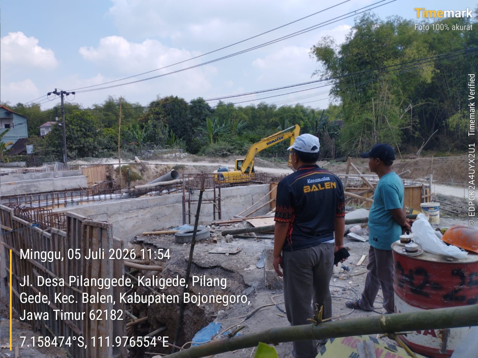 Cek Progres pembangunan jembatan Desa Pilanggede
